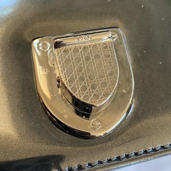 Dior Metallic Patent Micro-Cannage Diorama Bag Onyx Black - Picture 9 of 14